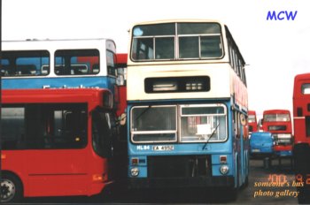 CMB's Super Metrobus ML84 (front)